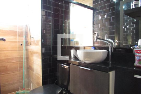 Banheiro de apartamento à venda com 2 quartos, 42m² em Jardim Boa Vista (zona Oeste), São Paulo