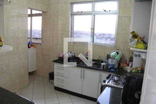 Cozinha de apartamento à venda com 3 quartos, 117m² em Amazonas, Contagem
