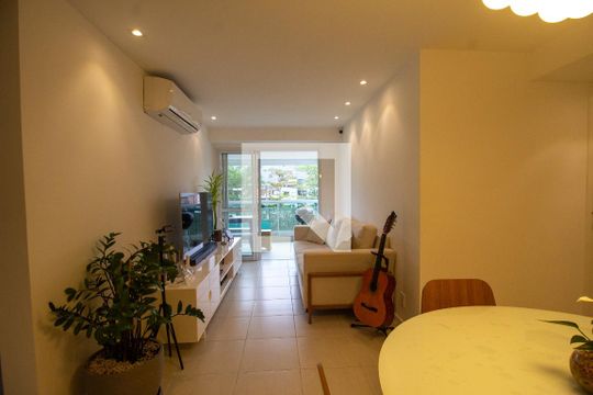 Sala de apartamento à venda com 2 quartos, 140m² em Recreio dos Bandeirantes, Rio de Janeiro