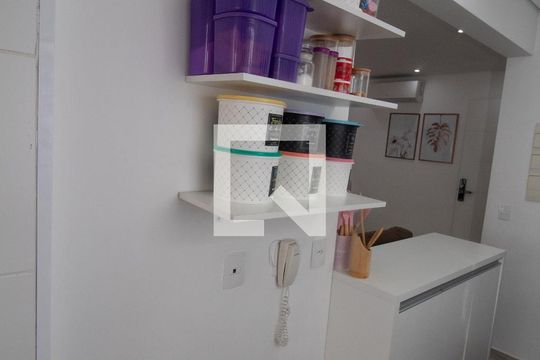 Cozinha de apartamento à venda com 2 quartos, 65m² em Vila Ema, São Paulo