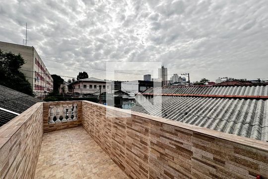 Sacada Quarto 1 de casa à venda com 3 quartos, 120m² em Santo Amaro, São Paulo