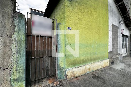 Fachada de casa à venda com 3 quartos, 120m² em Santo Amaro, São Paulo