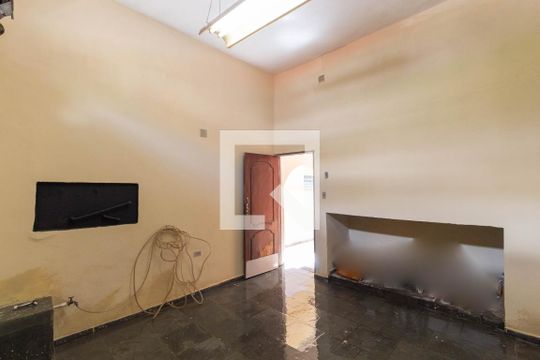 Garagem de casa para alugar com 3 quartos, 100m² em Cangaíba, São Paulo