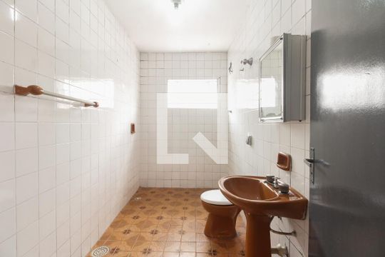 Banheiro  de apartamento para alugar com 3 quartos, 105m² em Vila Carrão, São Paulo