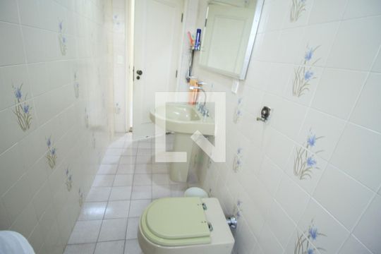 Banheiro Social  de casa para alugar com 3 quartos, 250m² em Vila Prudente, São Paulo