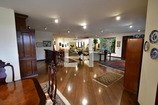 Casa à venda com 7 quartos, 986m² em Parque Taquaral, Campinas