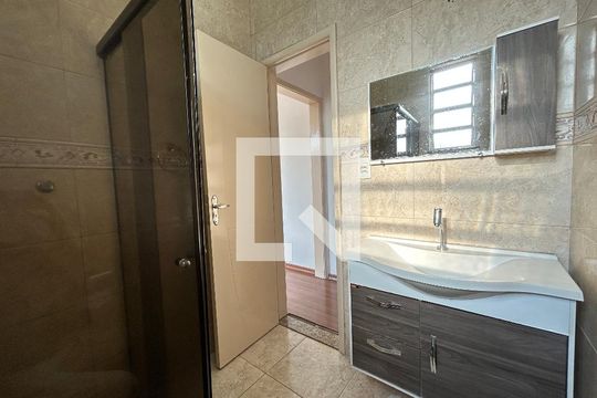 Banheiro de apartamento à venda com 2 quartos, 86m² em Pilares, Rio de Janeiro