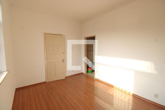 Sala de apartamento à venda com 2 quartos, 86m² em Pilares, Rio de Janeiro