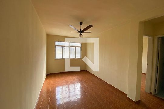 Sala de apartamento para alugar com 1 quarto, 40m² em Cachambi, Rio de Janeiro