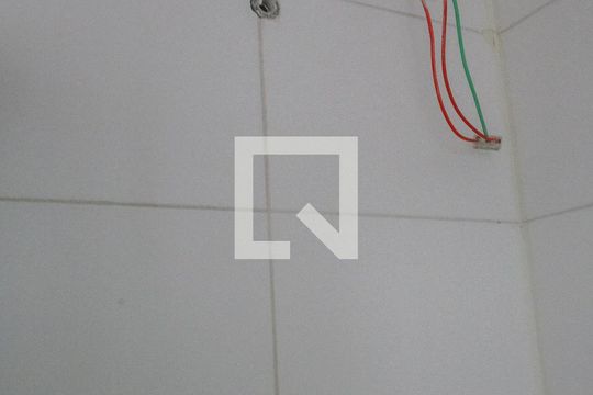 Banheiro de apartamento à venda com 2 quartos, 42m² em Barra Funda, São Paulo
