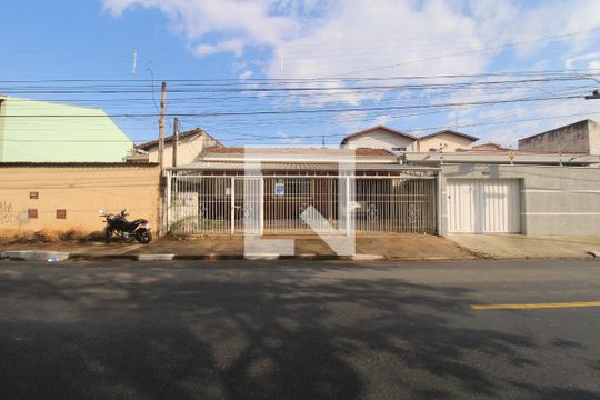 Fachada de casa à venda com 3 quartos, 176m² em Jardim Bela Vista, Campinas