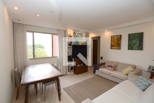 Apartamento para alugar com 3 quartos, 74m² em Jardim Ubirajara (zona Sul), São Paulo