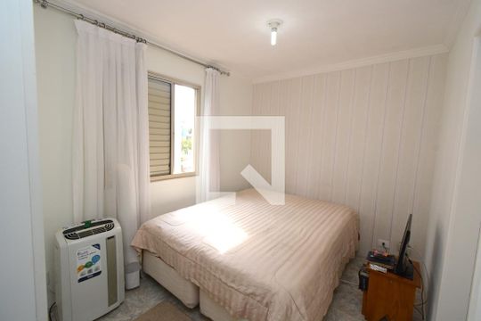Suíte de apartamento para alugar com 3 quartos, 74m² em Jardim Ubirajara (zona Sul), São Paulo