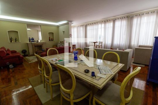 Sala de casa à venda com 5 quartos, 580m² em Alto da Lapa, São Paulo