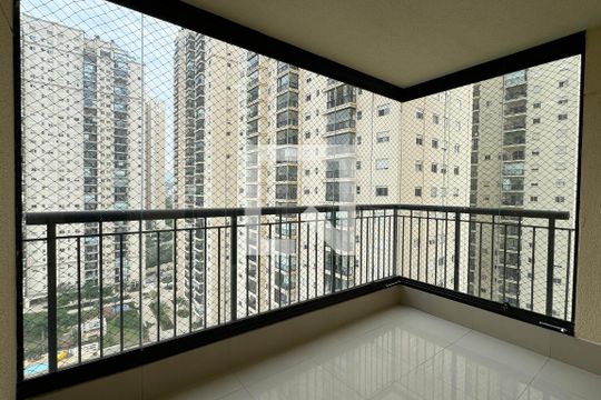 Varanda gourmet de apartamento para alugar com 2 quartos, 76m² em Jardim Tupanci, Barueri