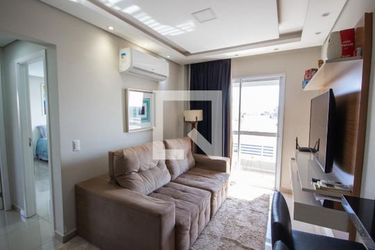 Sala de apartamento para alugar com 2 quartos, 67m² em Residencial E Comercial Palmares, Ribeirão Preto