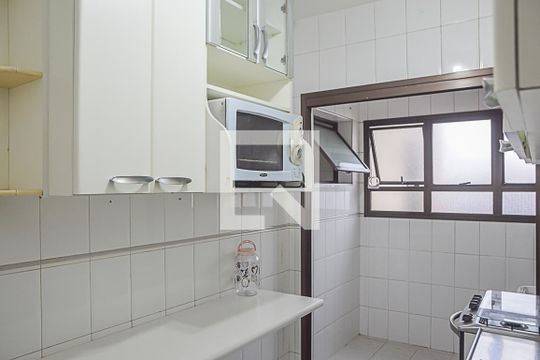 Cozinha de apartamento para alugar com 3 quartos, 78m² em Vila Euclides, São Bernardo do Campo