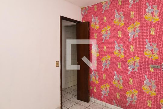 Quarto 2 de casa para alugar com 3 quartos, 130m² em Jardim Bonifacio, São Paulo