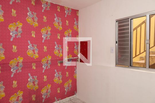 Quarto 2 de casa para alugar com 3 quartos, 130m² em Jardim Bonifacio, São Paulo