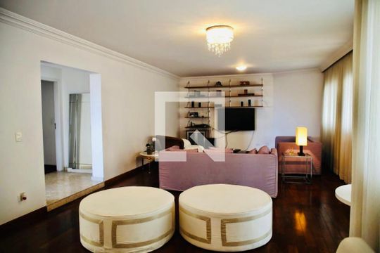Detalhe Sala de apartamento à venda com 3 quartos, 186m² em Tatuapé, São Paulo