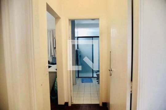 Corredor de apartamento à venda com 3 quartos, 186m² em Tatuapé, São Paulo