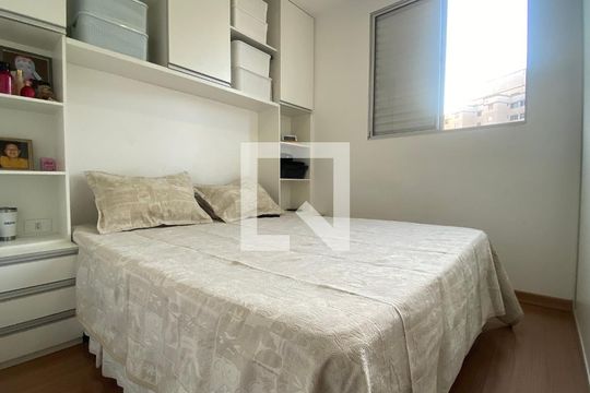 Quarto 1 de apartamento à venda com 2 quartos, 60m² em Cinquentenario, Belo Horizonte