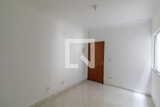 Sala e Cozinha de apartamento para alugar com 2 quartos, 40m² em Jardim Santa Teresinha, São Paulo