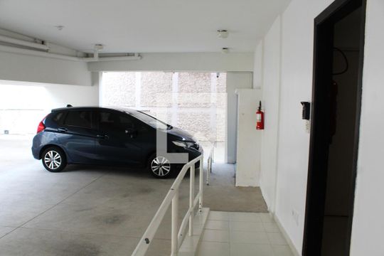 Garagem de apartamento para alugar com 2 quartos, 72m² em Perdizes, São Paulo