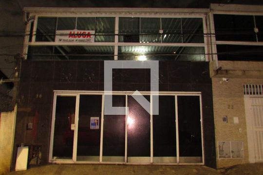Fachada de casa à venda com 3 quartos, 130m² em Jardim Taboão, São Paulo