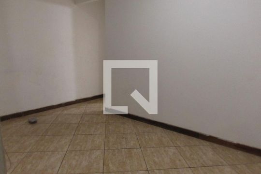 Casa à venda com 3 quartos, 130m² em Jardim Taboão, São Paulo