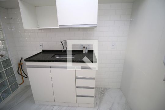 Cozinha de apartamento à venda com 2 quartos, 41m² em Engenho da Rainha, Rio de Janeiro