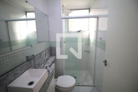 Banheiro de apartamento à venda com 2 quartos, 41m² em Engenho da Rainha, Rio de Janeiro