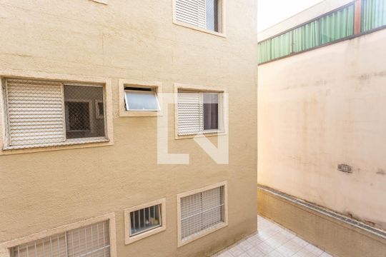 Vista do quarto 2  de apartamento para alugar com 2 quartos, 62m² em Taboão, São Bernardo do Campo