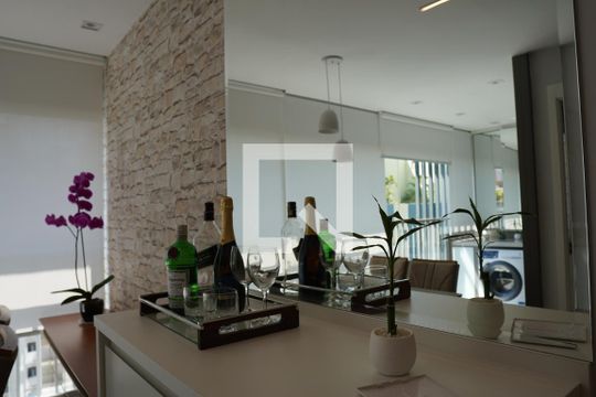 Sala de apartamento à venda com 2 quartos, 44m² em Ibirapuera, São Paulo