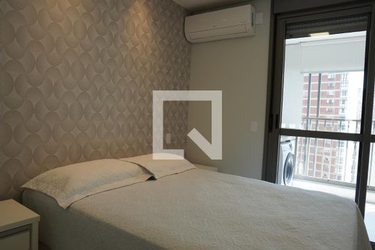 Suite de apartamento à venda com 2 quartos, 44m² em Ibirapuera, São Paulo