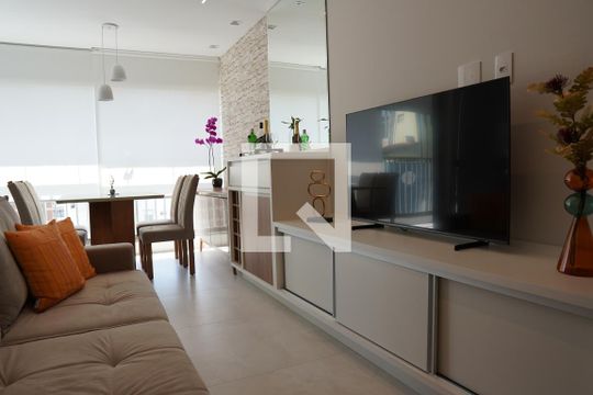 Sala de apartamento à venda com 2 quartos, 44m² em Ibirapuera, São Paulo