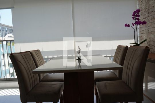 Sala de apartamento à venda com 2 quartos, 44m² em Ibirapuera, São Paulo
