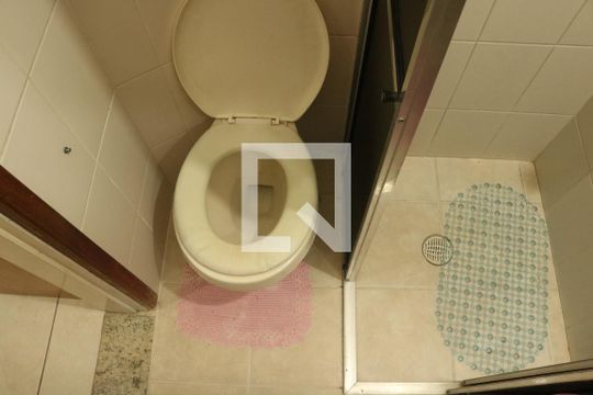 Banheiro de apartamento à venda com 2 quartos, 85m² em Barra Funda, São Paulo