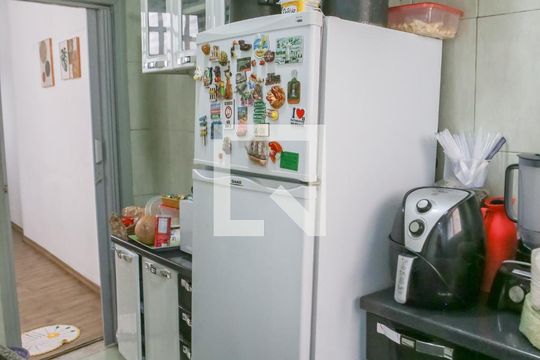 Cozinha e Área de Serviço de apartamento à venda com 2 quartos, 97m² em Barra Funda, São Paulo