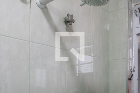 Banheiro de apartamento à venda com 2 quartos, 97m² em Barra Funda, São Paulo