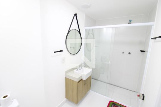 Banheiro de kitnet/studio à venda com 1 quarto, 30m² em Parada Inglesa, São Paulo