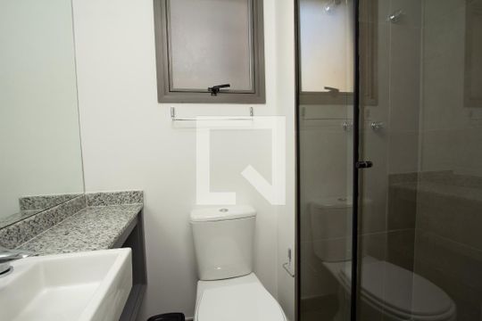 Banheiro de kitnet/studio à venda com 1 quarto, 27m² em Moema, São Paulo