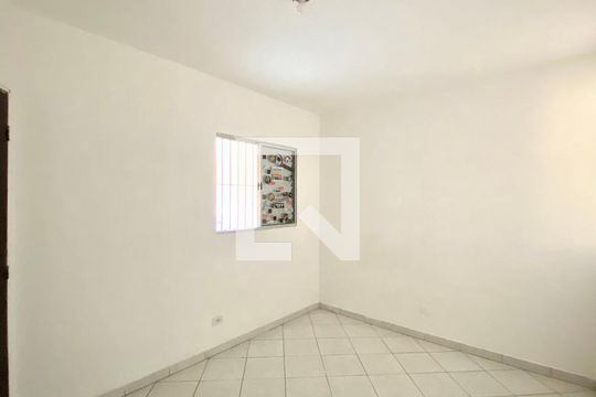 Quarto 3 de casa para alugar com 4 quartos, 140m² em Vila Cláudia, São Paulo