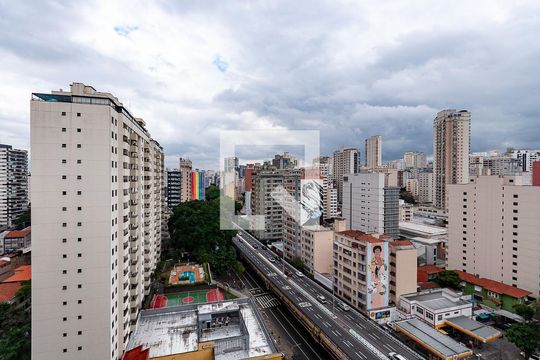 Vista de kitnet/studio para alugar com 1 quarto, 33m² em Barra Funda, São Paulo