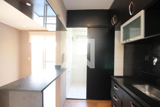 Cozinha de apartamento à venda com 2 quartos, 50m² em Vila Andrade, São Paulo
