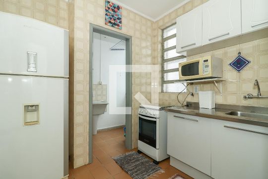 Cozinha de apartamento à venda com 1 quarto, 45m² em São Geraldo, Porto Alegre