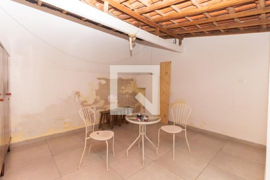 Quintal de casa à venda com 2 quartos, 350m² em Jardim da Glória, São Paulo