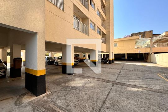 Garagem de apartamento para alugar com 2 quartos, 50m² em Utinga, Santo André