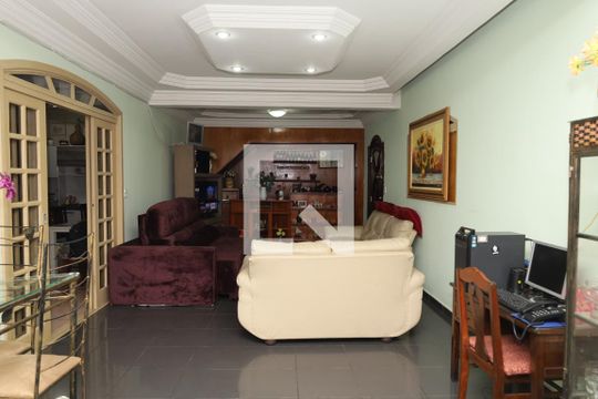 Sala de casa à venda com 4 quartos, 440m² em Vila Carmosina, São Paulo