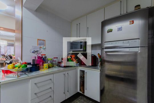 Cozinha de apartamento à venda com 3 quartos, 133m² em Ipiranga, São Paulo